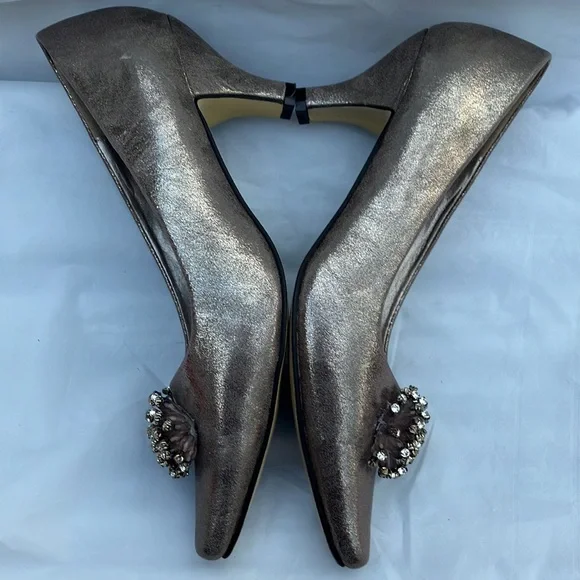 EUC Sz 10M 3” Pierre Dumas pewter heels - Picture 5 of 7